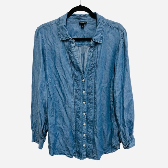 Torrid blue Tencel pintuck long sleeve chambray button down blouse 2X - Picture 4 of 16